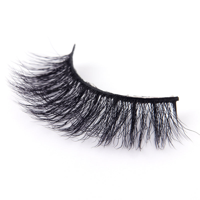 "LEVEL UP" PROFESSIONAL 3D FAUX MINK LASH